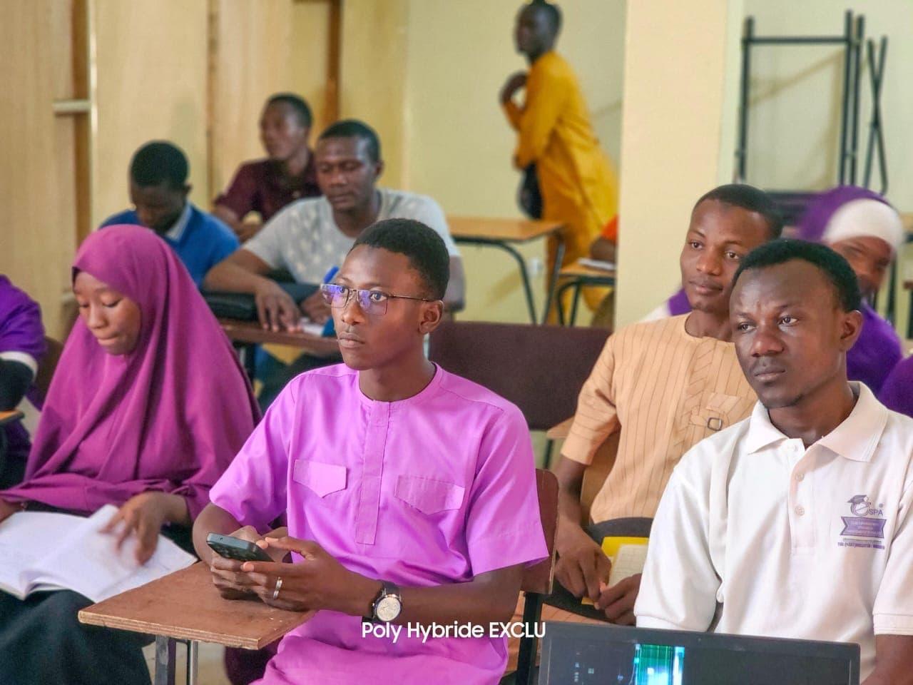 Students attending an English programme session at D.A Language Academy in Niamey